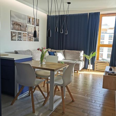 Wola Blue Modern Apartment Warszawa Exteriör bild